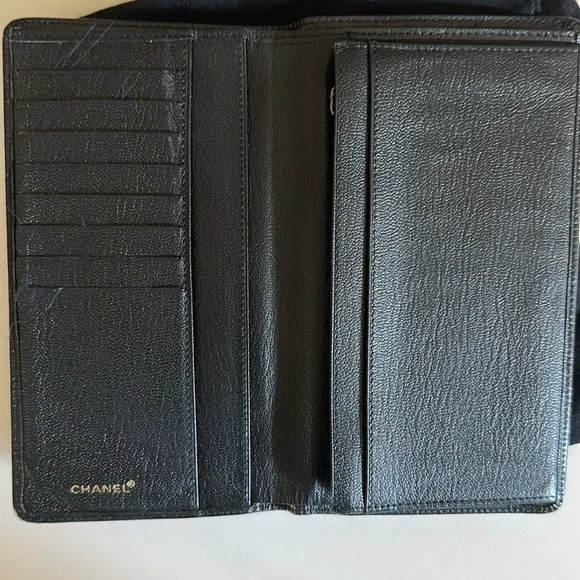 CHANEL long bifold wallet with box & dust bag - Picture 4 of 13
